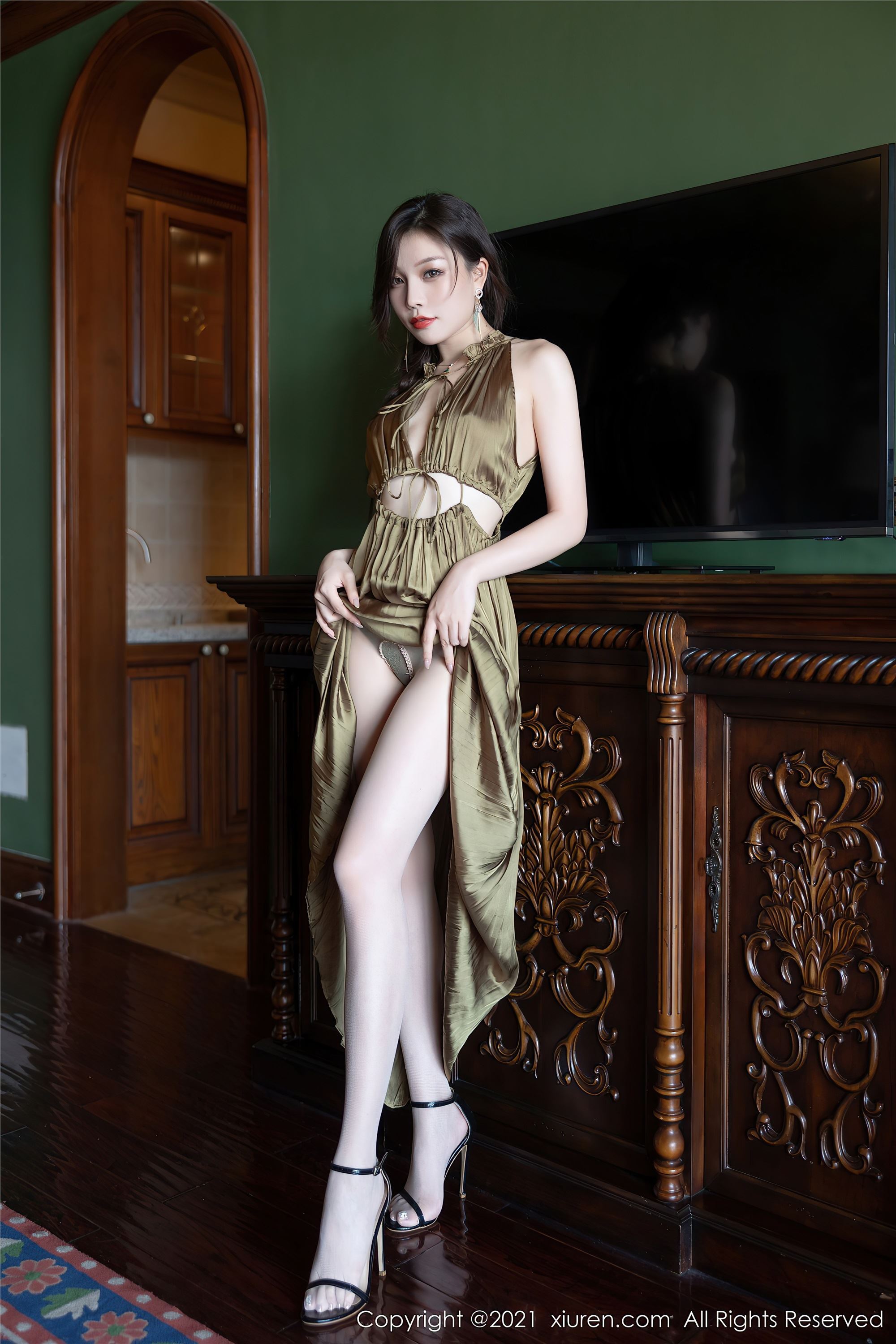 XIUREN秀人网 2021.08.23 No.3837 芝芝Booty